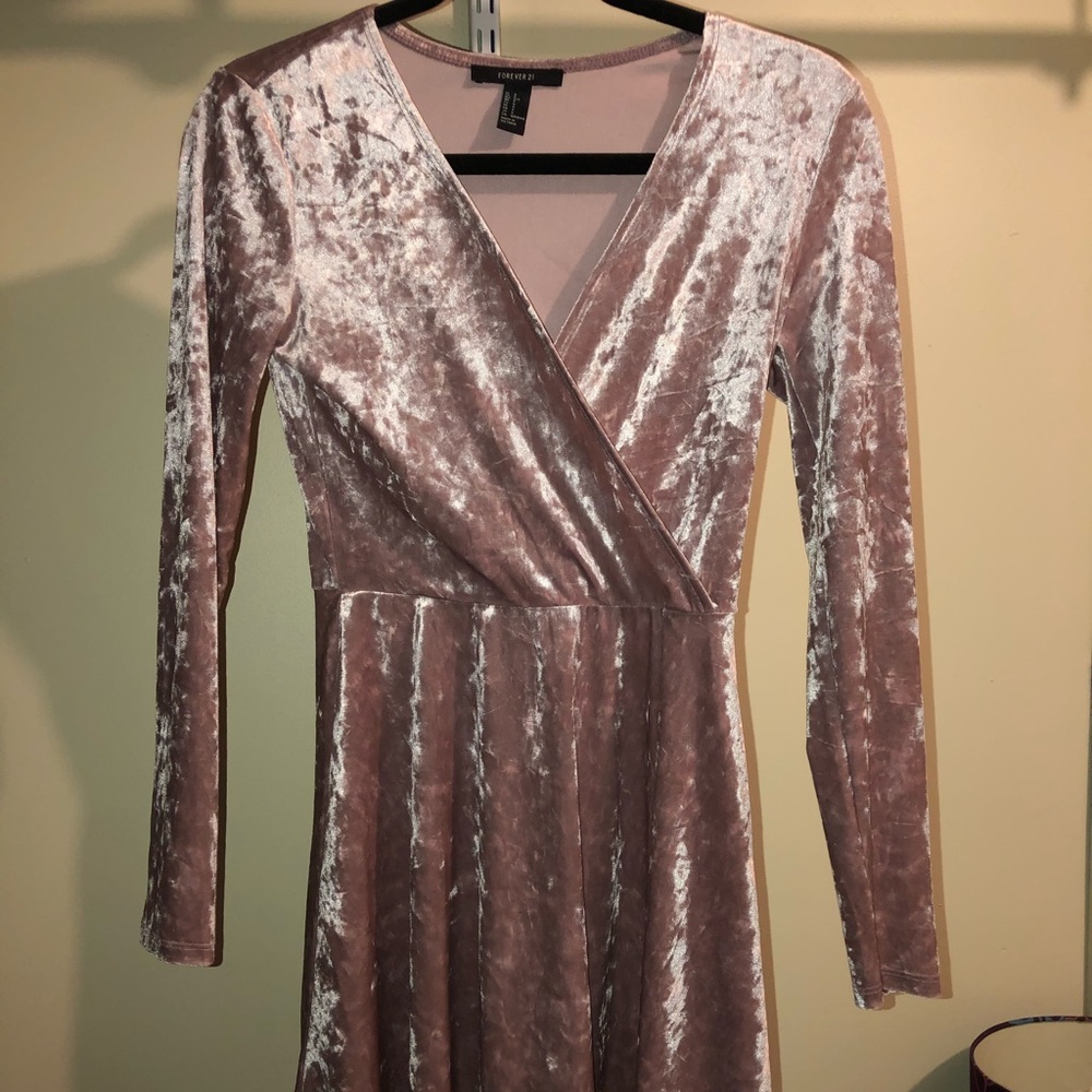 Forever 21 velvet dress